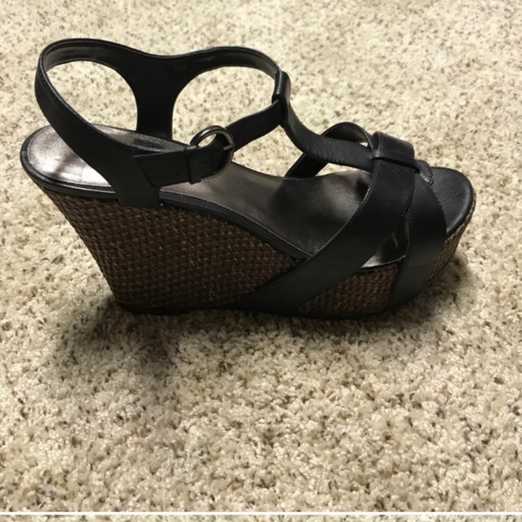 Hi everyone! I'm not selling anything yet... - Picture 1 of 1